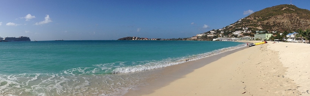 St Maarten Panorama Strand (Chad Sparkes)  [flickr.com]  CC BY 
License Information available under 'Proof of Image Sources'